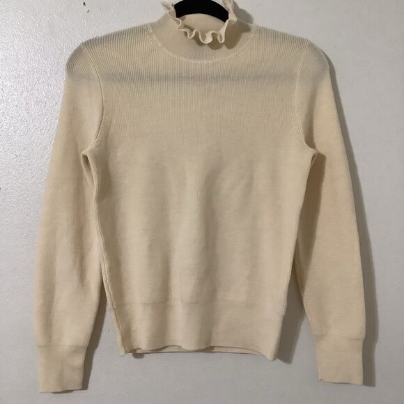 J.Crew Cream Ruffle Neck Merino Wool Blend Knit Quiet Luxury Preppy Sweater XS - Picture 1 of 10